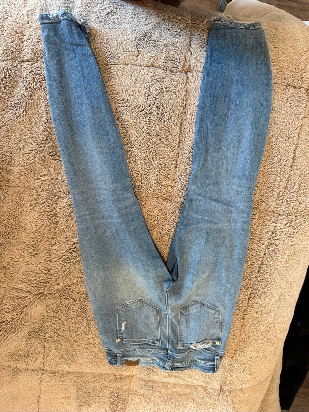 Light Blue Women's Skinny Jeans - Classic Denim